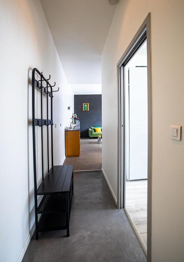 Апартаменты Le Loft Horloger Avec Parking Безансон Экстерьер фото