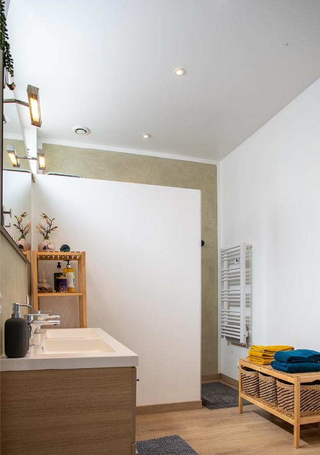 Апартаменты Le Loft Horloger Avec Parking Безансон Экстерьер фото