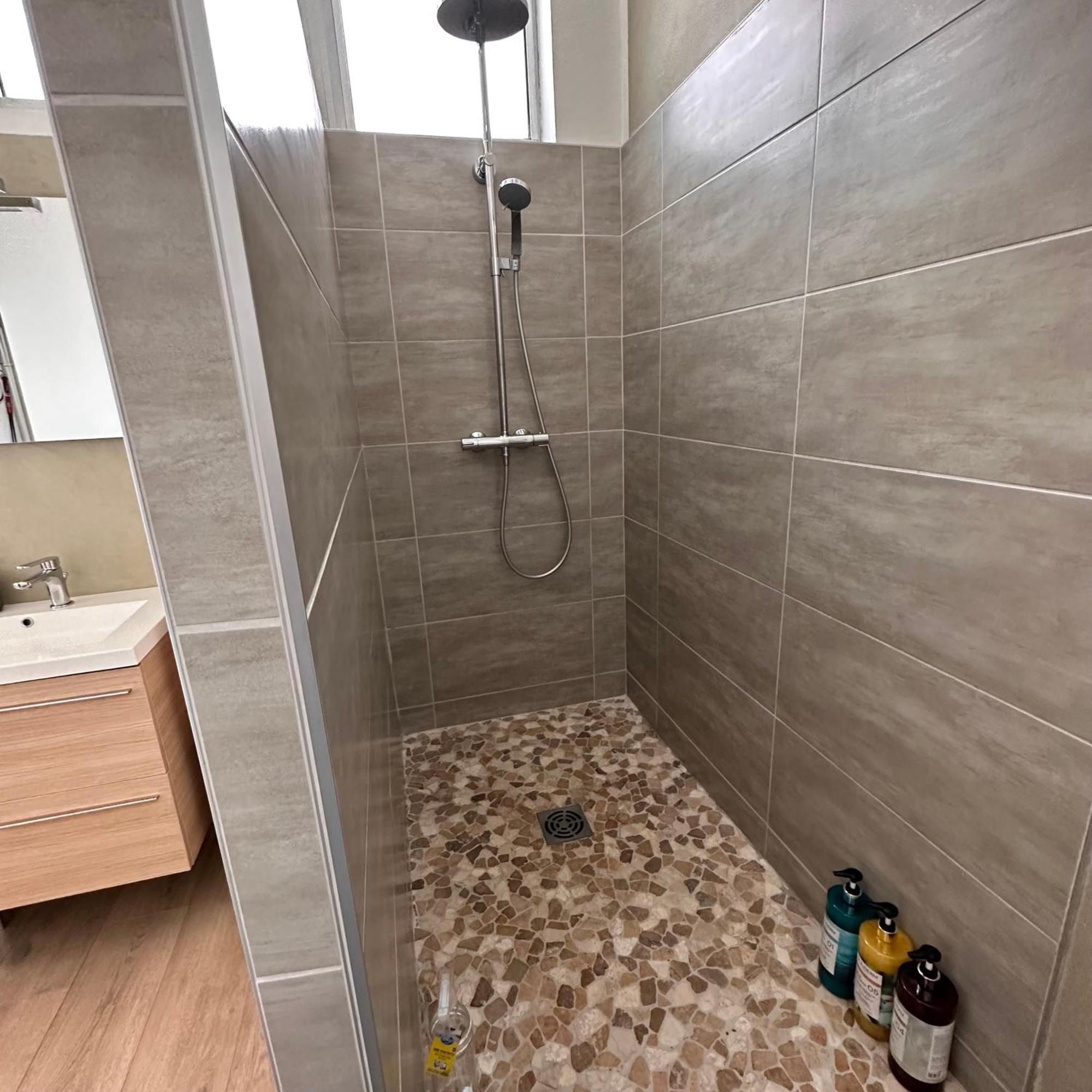 Апартаменты Le Loft Horloger Avec Parking Безансон Экстерьер фото